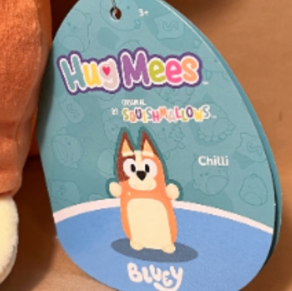Chilli - Bluey’s Mum HugMees Squishmallows - Picture 4 of 5